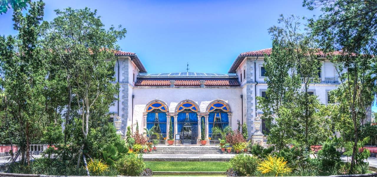 How to Increase the Eco-Friendly Aspects of Your Miami Mansion
